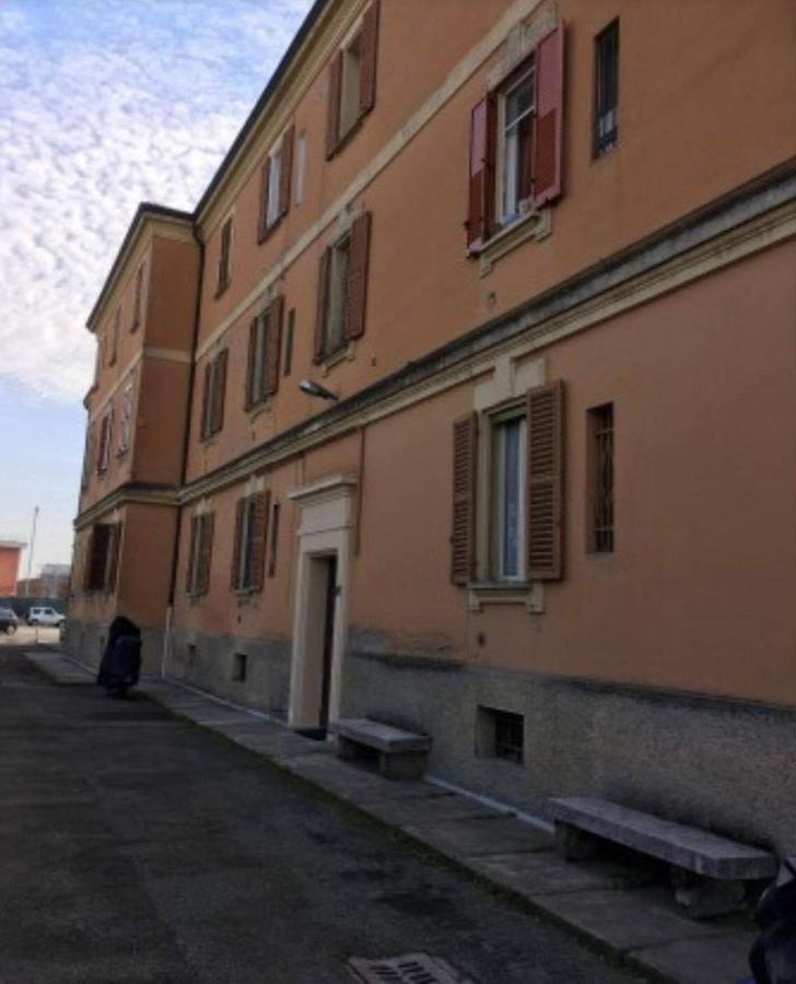 B&B Bologna Station Экстерьер фото